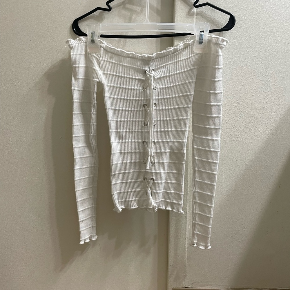 Rue 21 • white • official size: small (fits like extra small)